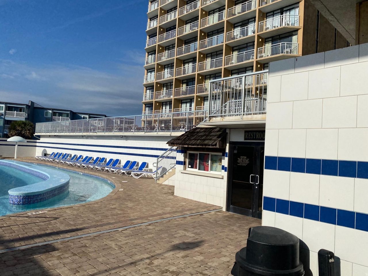 9550 Shore Dr. Photo 19