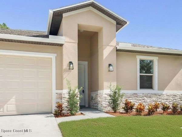 801 Gelaso Street SW, Palm Bay, FL 32908