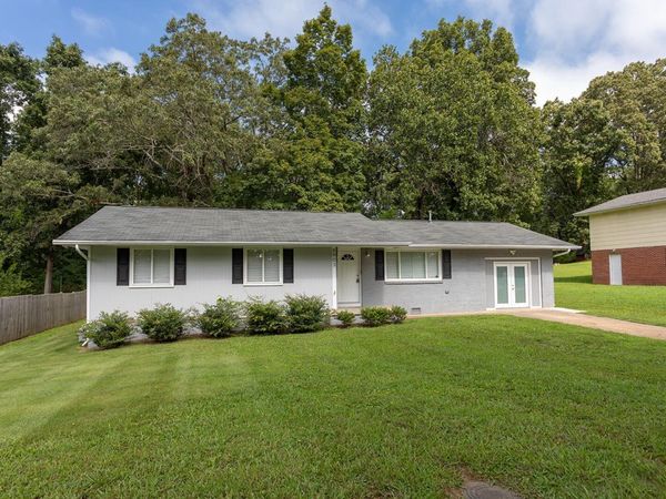 8903 Bay View Drive, Chattanooga, TN 37416