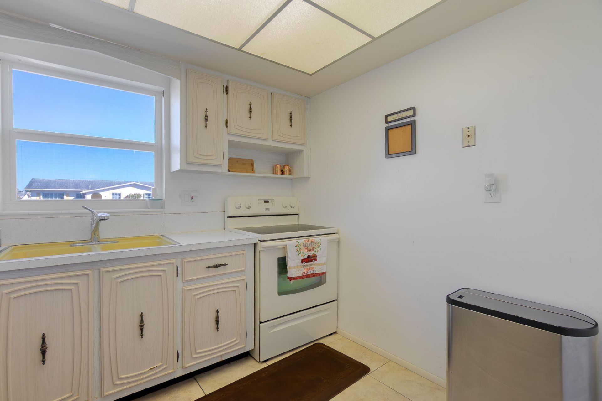 2680 E Emory Drive E, Unit C, West Palm Beach, FL 33415 Photo