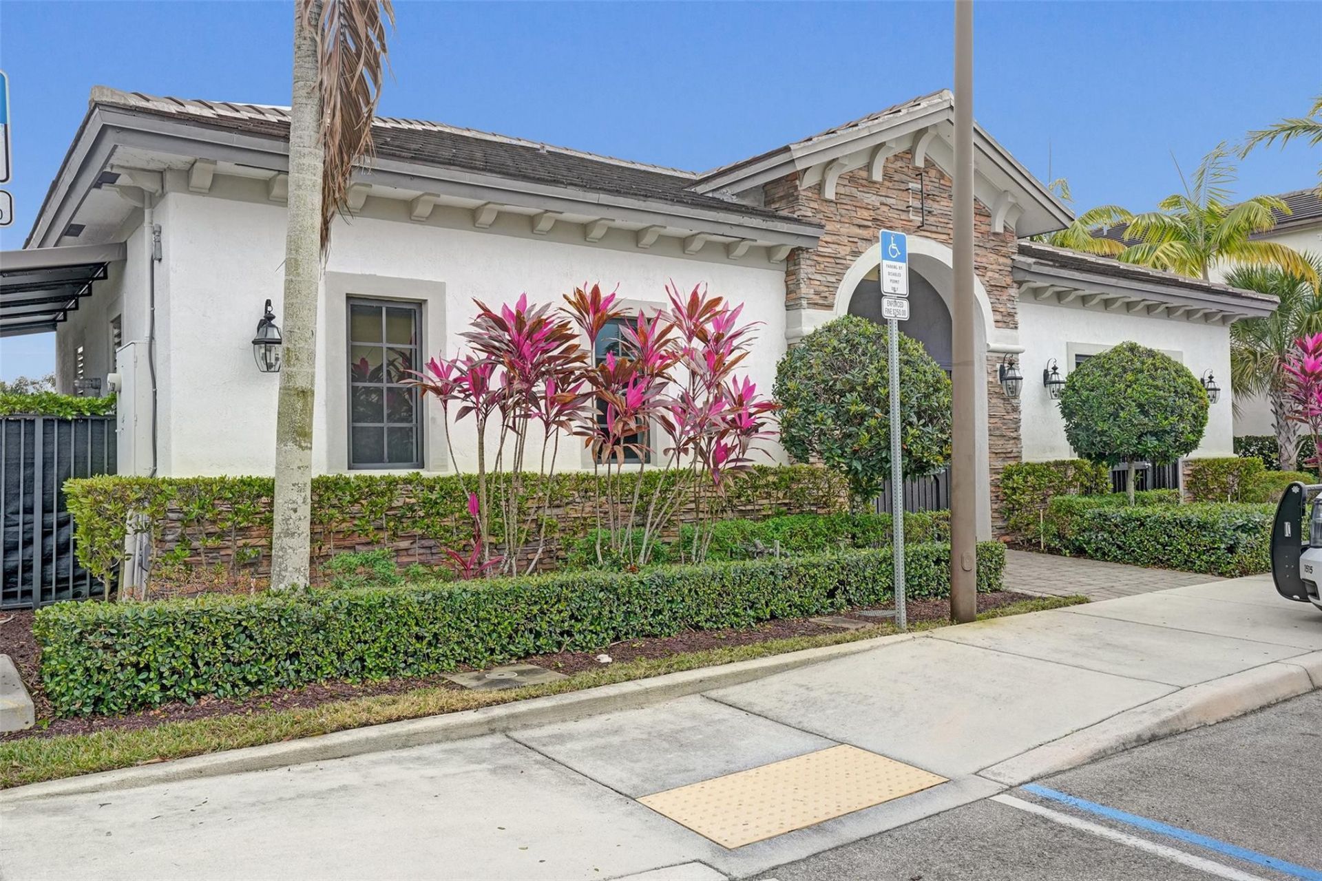 4676 Caspian Way, Davie, FL 33314 Photo