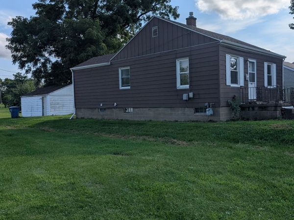 3219 Sunnyside Avenue, Davenport, IA 52802