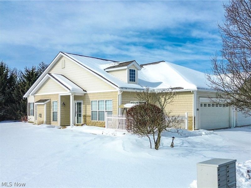 4325 Greenway Trail Street NW, Massillon, OH 44647 Photo 3