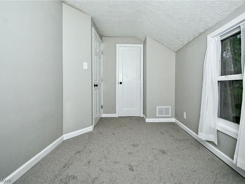 542 Montgomery Street, Akron, OH 44305 Photo 19