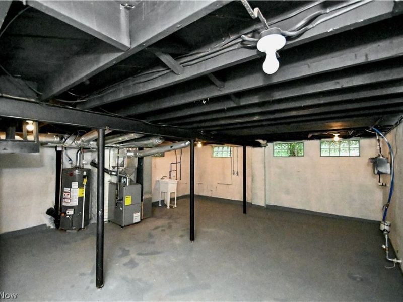 542 Montgomery Street, Akron, OH 44305 Photo 20