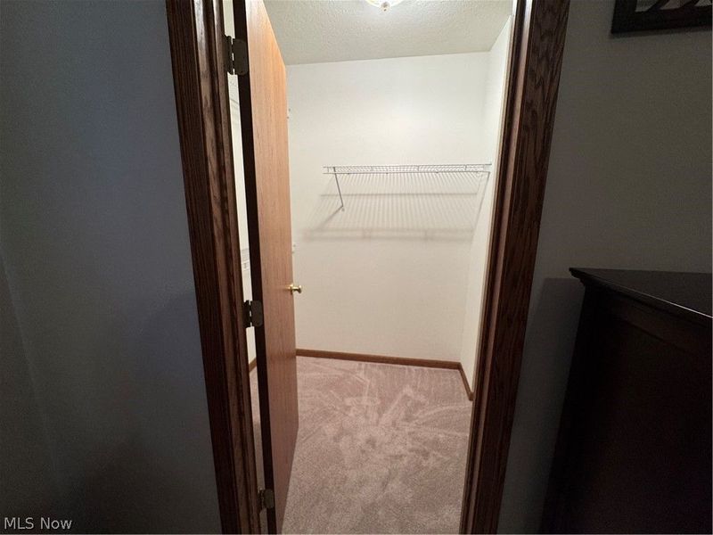 2518 Woodlawn Circle NW, Unit 42A, Canton, OH 44708 Photo 10