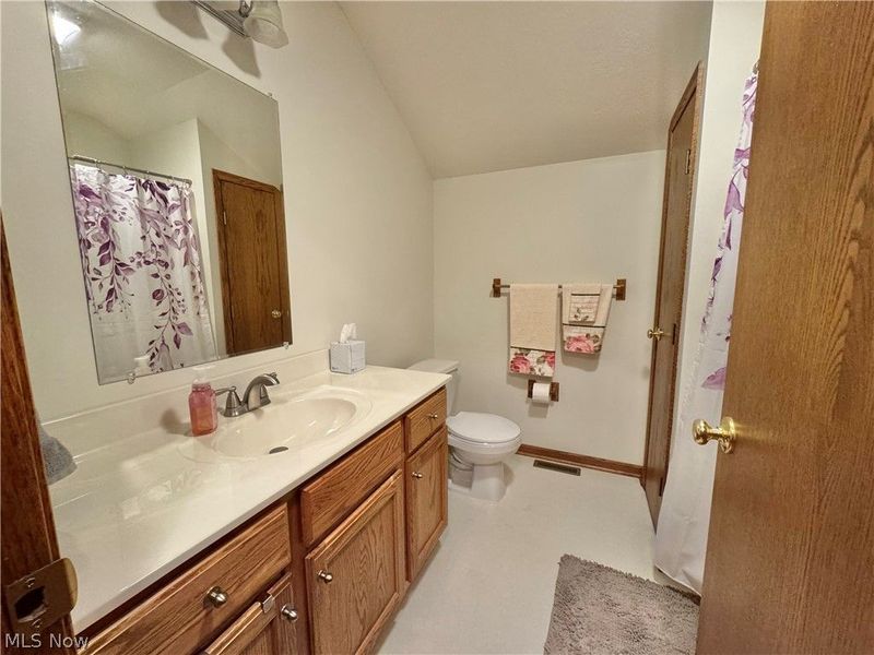 2518 Woodlawn Circle NW, Unit 42A, Canton, OH 44708 Photo 25