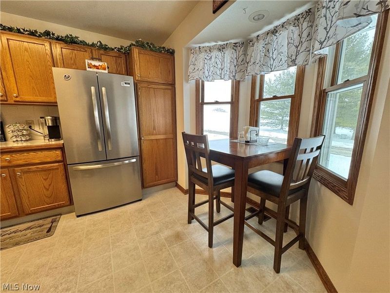 2518 Woodlawn Circle NW, Unit 42A, Canton, OH 44708 Photo 5