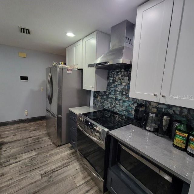 28800 Walker Drive, Wesley Chapel, FL 33544 Photo