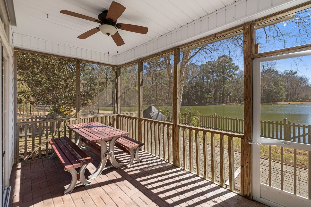 1608 Jorrington Street Photo 25