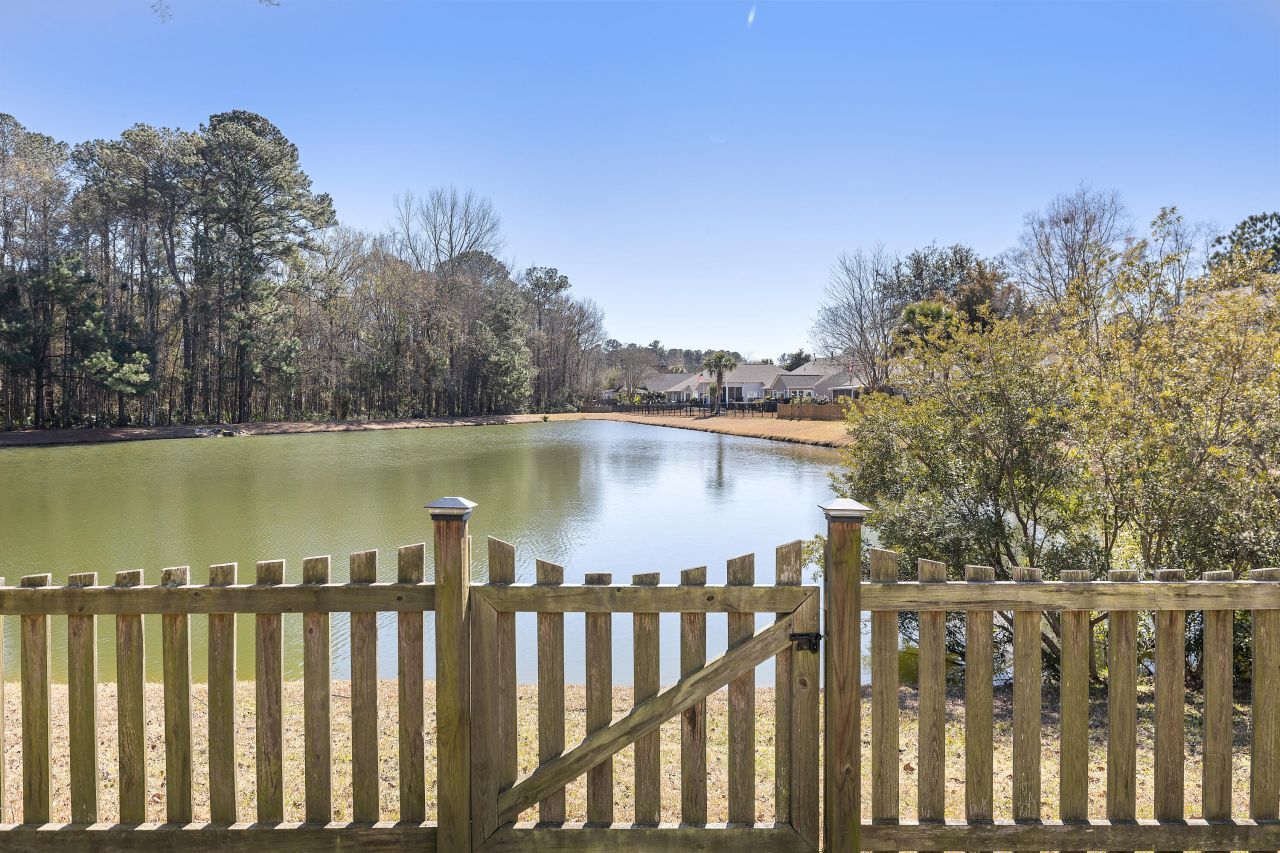 1608 Jorrington Street Photo 28