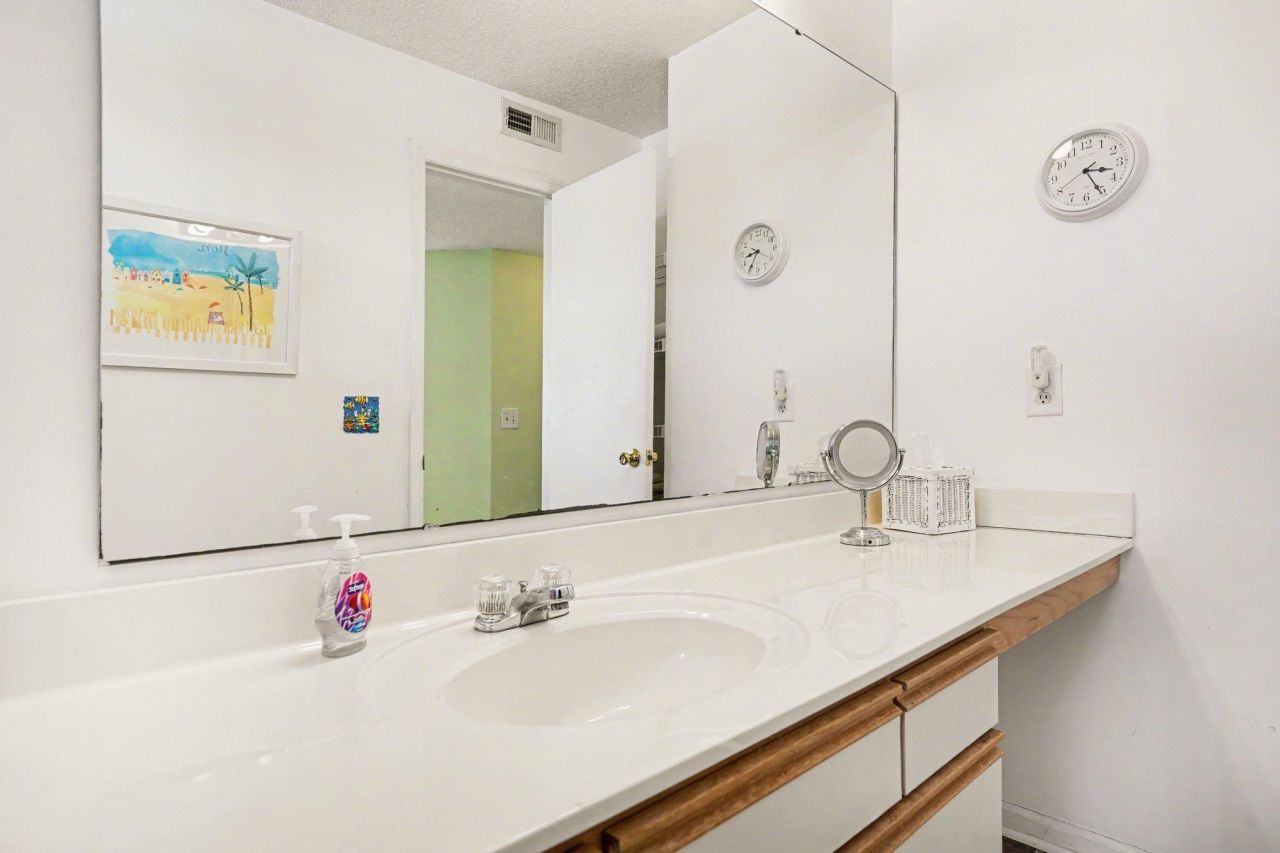 8538 Hopkins Circle Photo 15