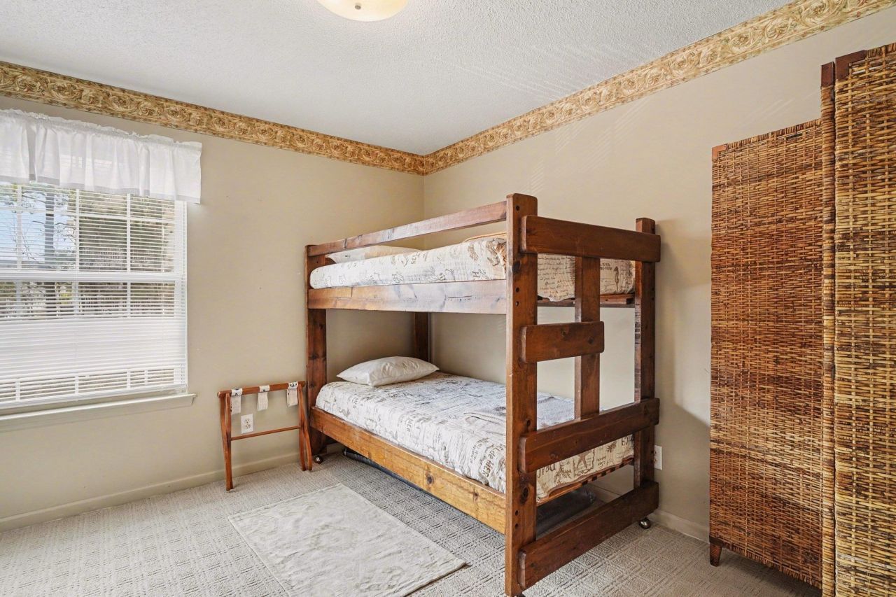 8538 Hopkins Circle Photo 21