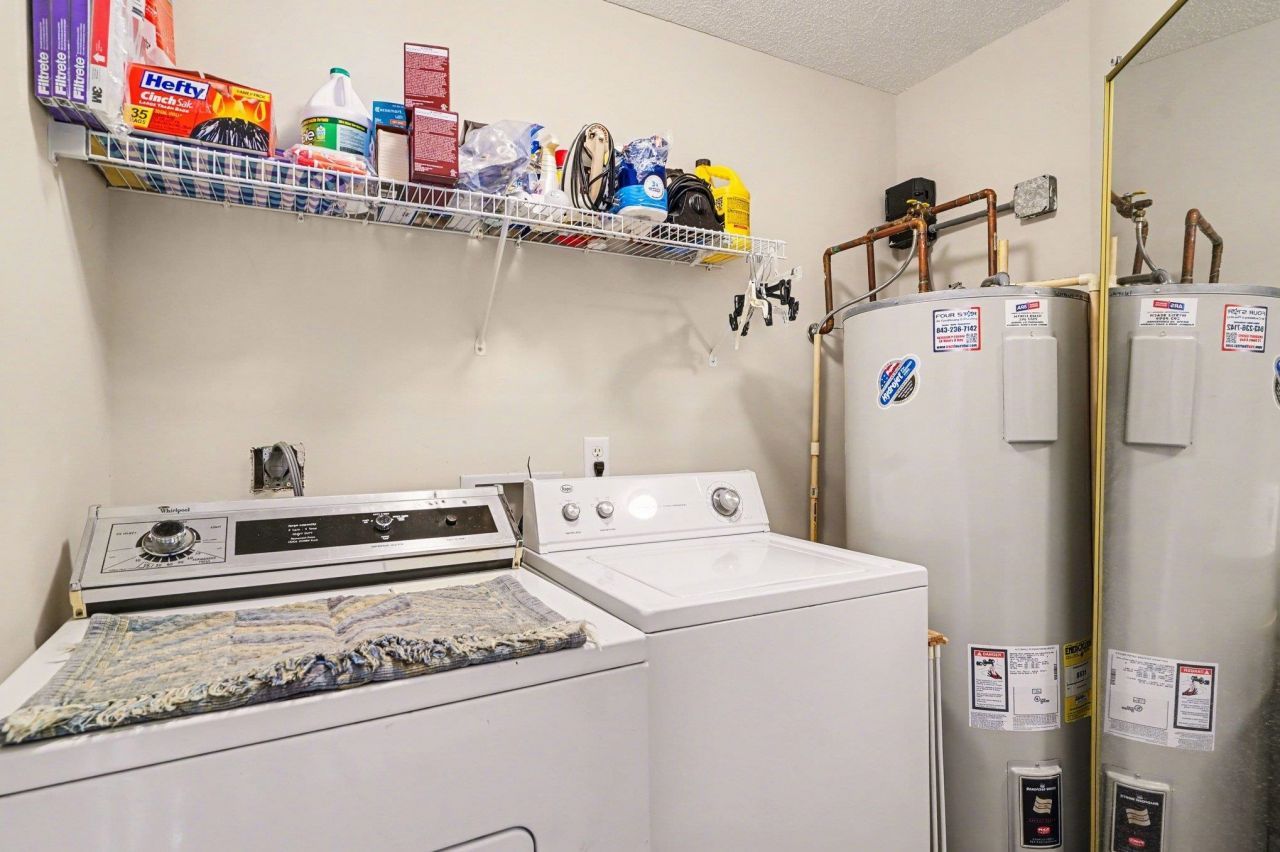 8538 Hopkins Circle Photo 23