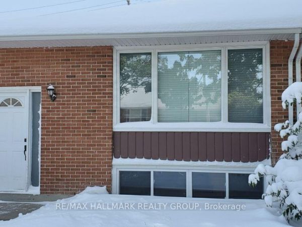 1329 Bloomsbury Crescent, Ottawa, ON K2C2Y8