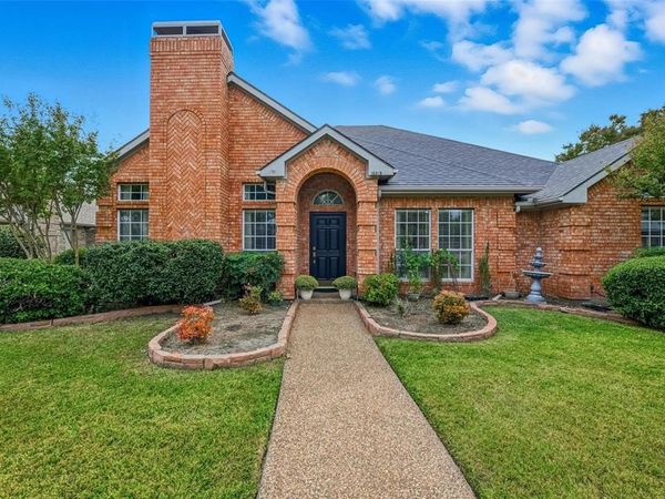 18515 Park Grove Lane, Dallas, TX 75287