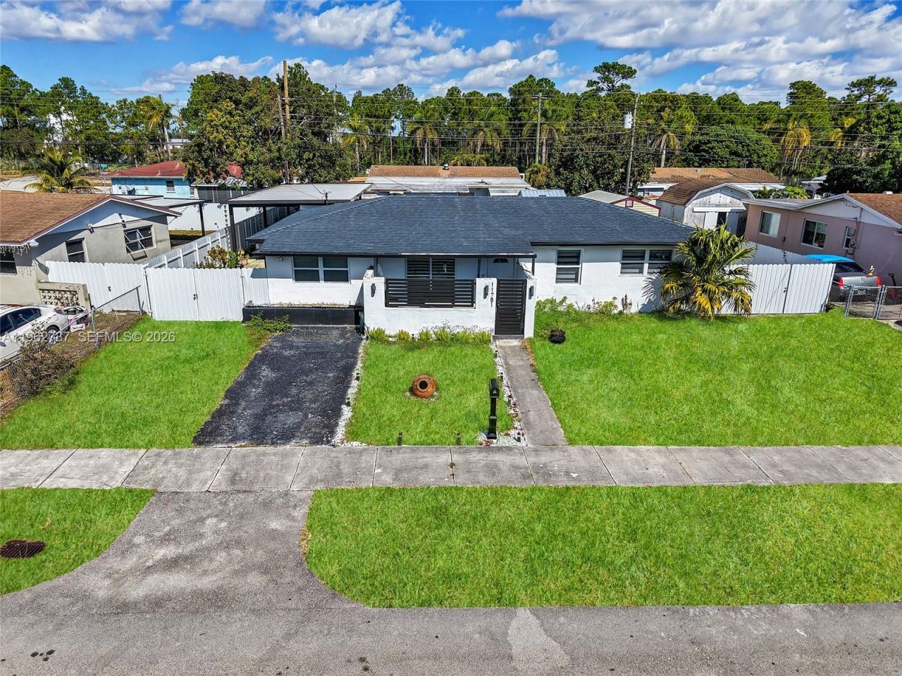 11751 SW 168th Ter, Miami, FL 33177 Photo