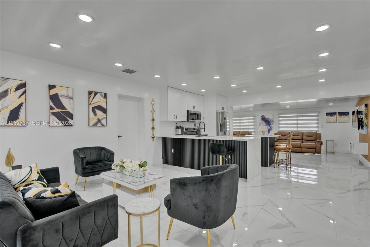 11751 SW 168th Ter, Miami, FL 33177 Photo