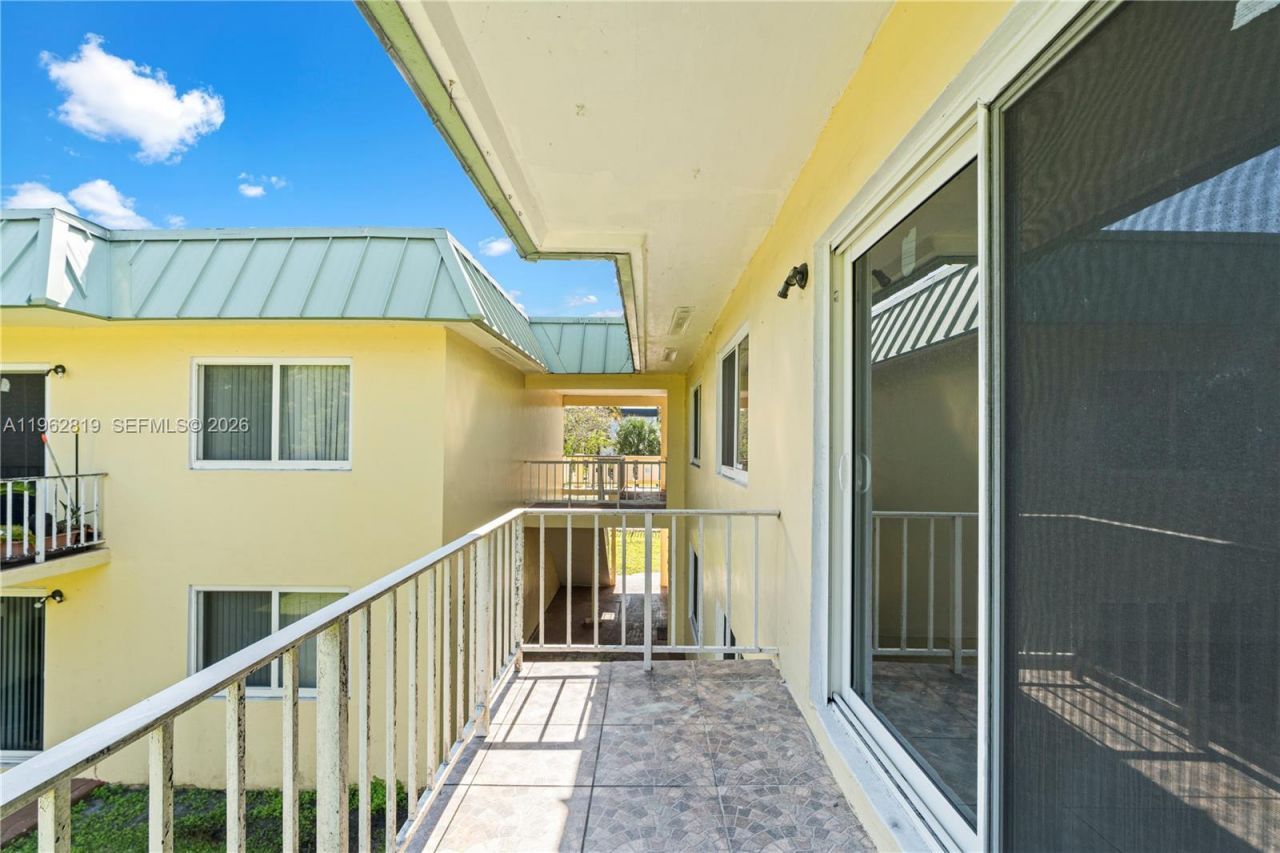 505 NW 177th St , Unit 243, Miami Gardens, FL 33169 Photo