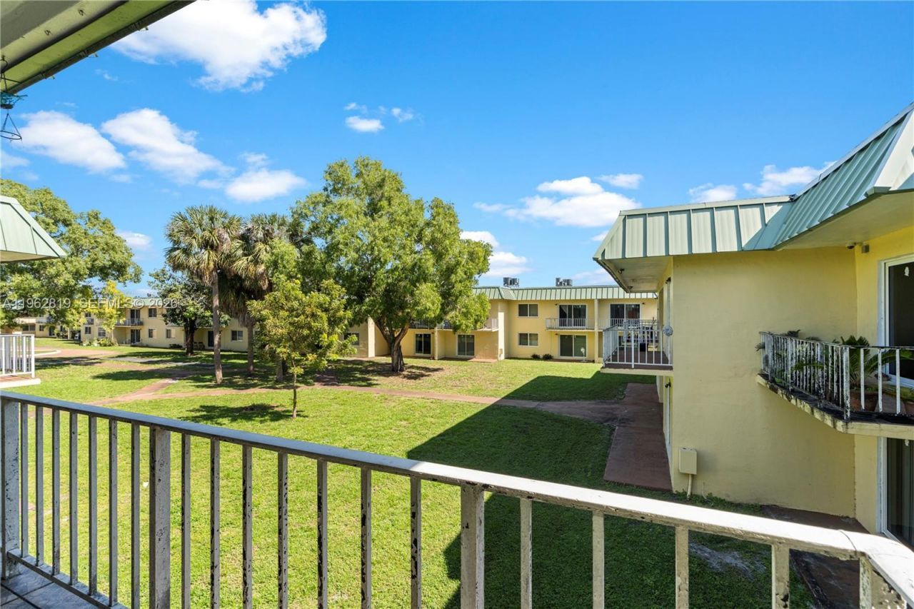 505 NW 177th St , Unit 243, Miami Gardens, FL 33169 Photo