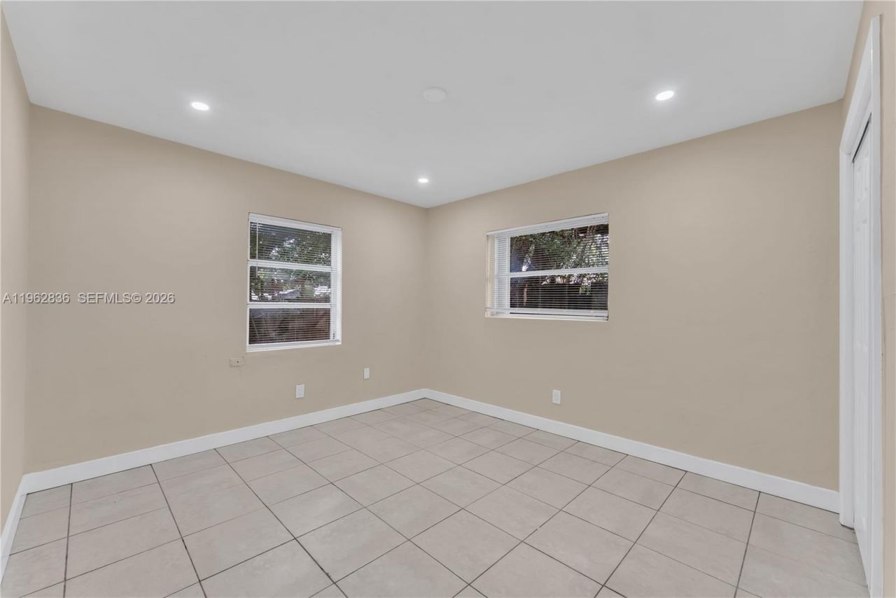 1709 N 59th Ter, Hollywood, FL 33021 Photo