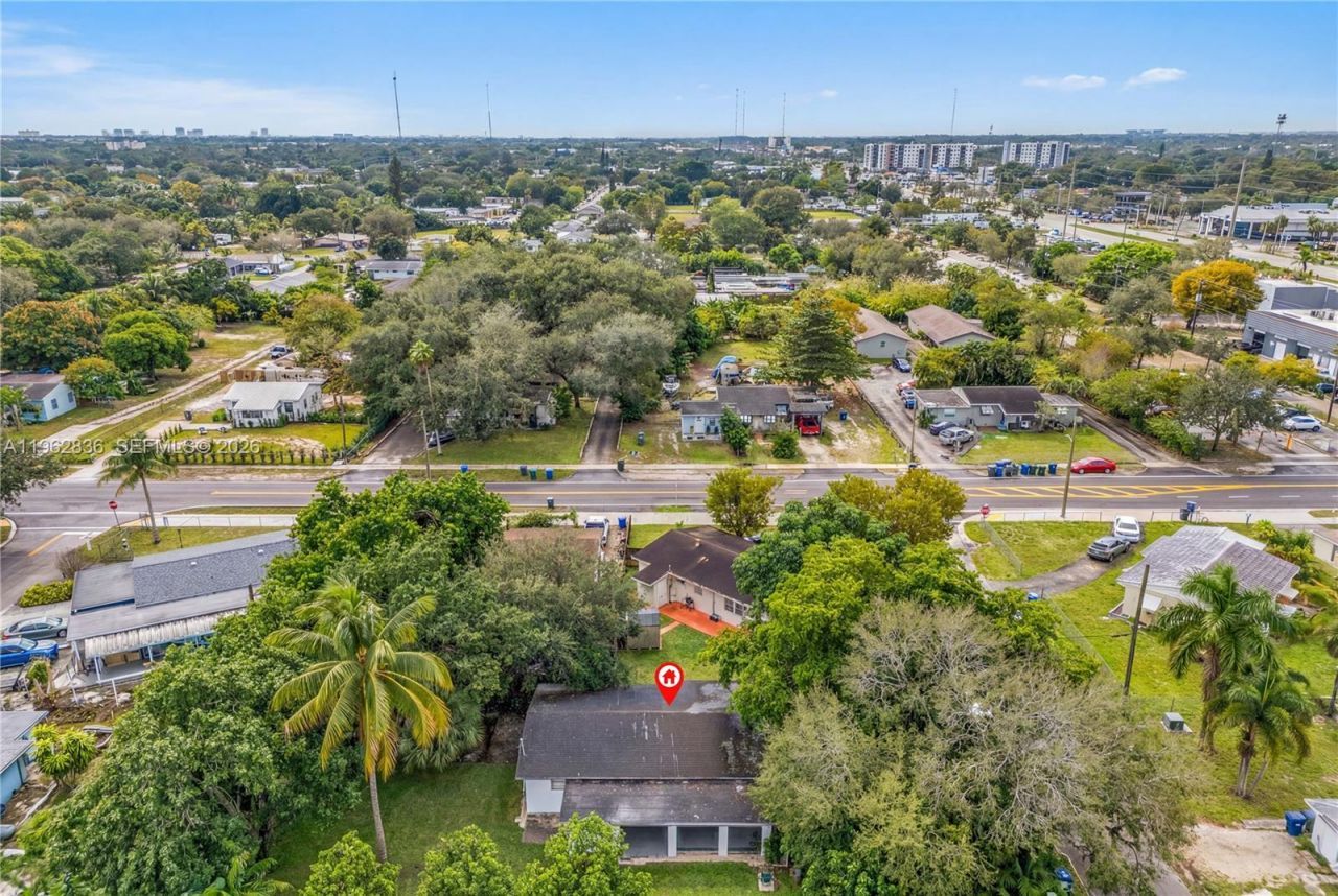 1709 N 59th Ter, Hollywood, FL 33021 Photo
