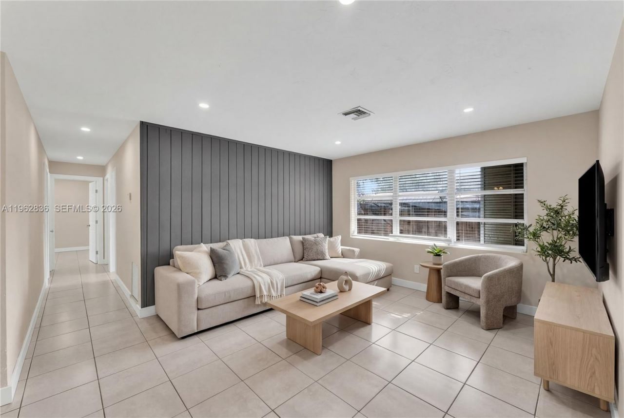 1709 N 59th Ter, Hollywood, FL 33021 Photo