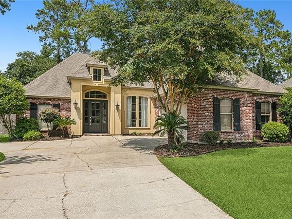 204 TIMBERWOOD Drive, Madisonville, LA 70447