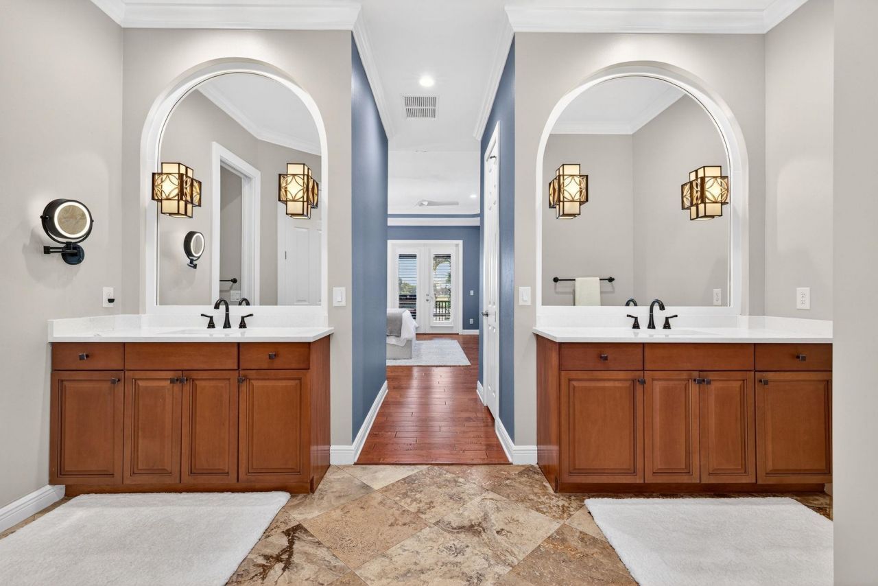 811 Birdie View Pt, Sanibel, FL 33957 Photo