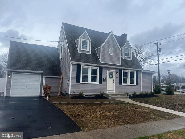 330 HAZEL AVENUE, DELANCO, NJ 08075
