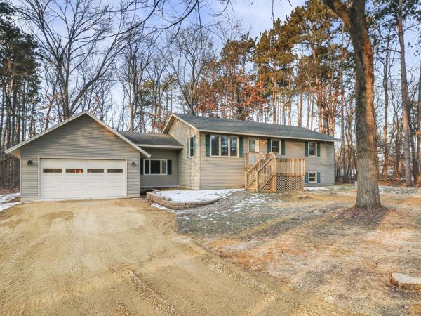W820 Lake View Circle, Brodhead, WI 53520