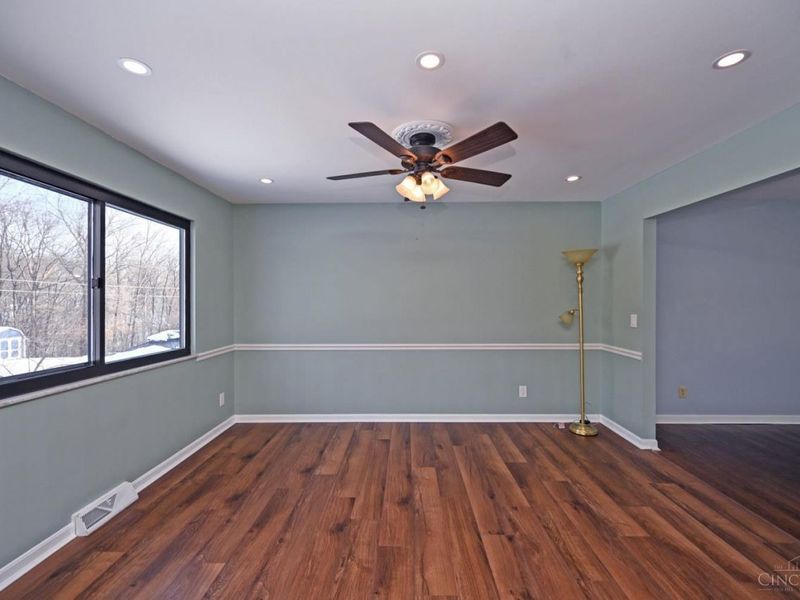 2660 Coshocton Court, Miami Twp, OH 45233 Photo 11