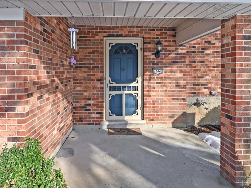 2660 Coshocton Court, Miami Twp, OH 45233 Photo 2