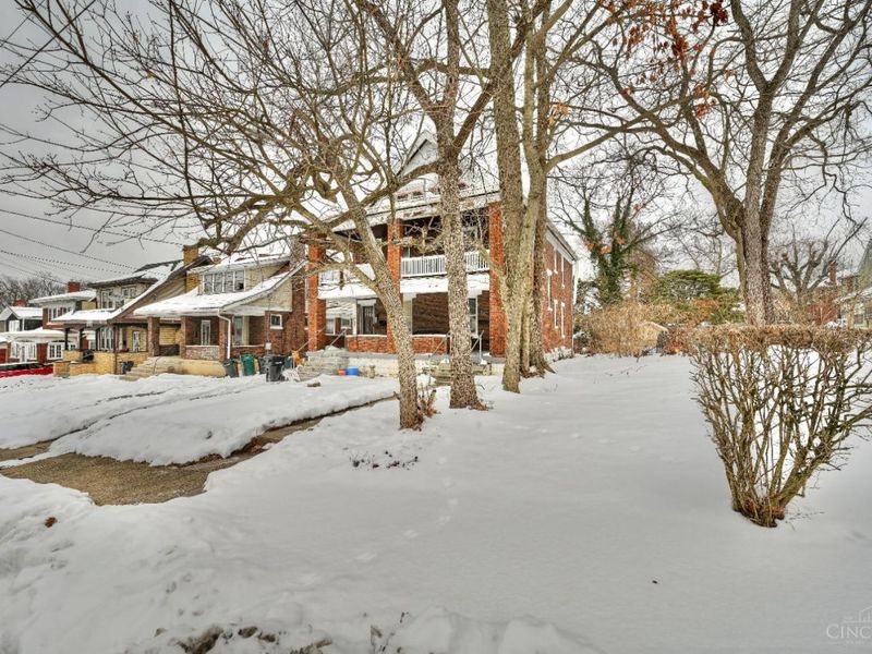 3460 Bevis Avenue, Cincinnati, OH 45207 Photo 3
