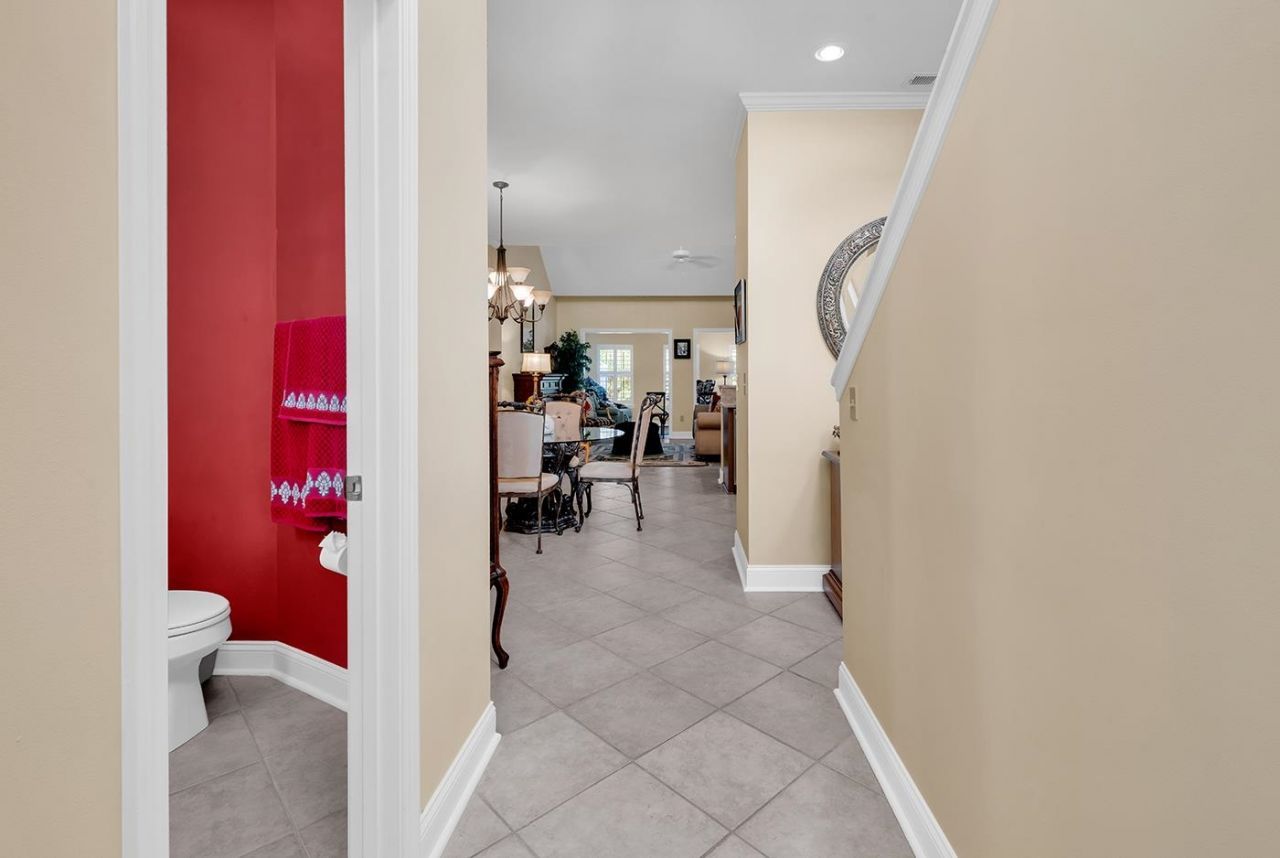 715 Botany Loop Photo 19