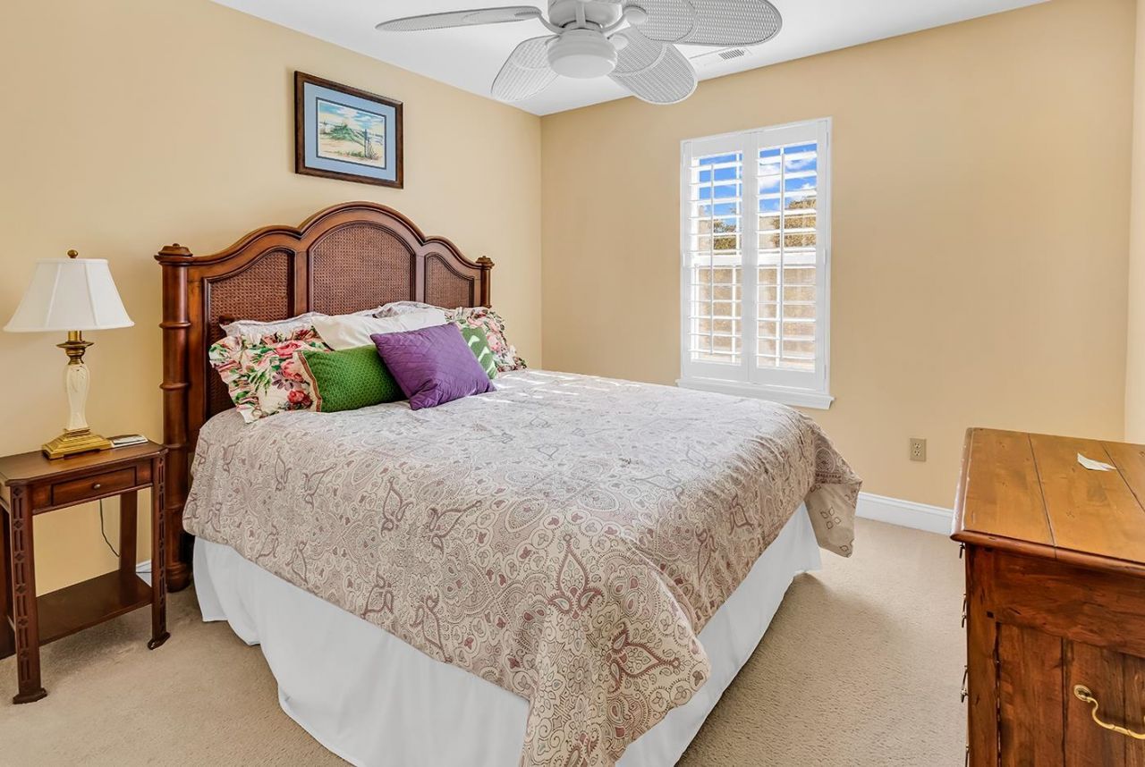 715 Botany Loop Photo 28