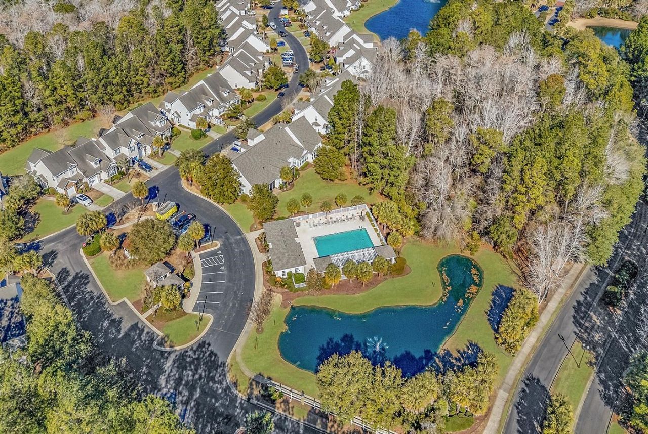 715 Botany Loop Photo 34