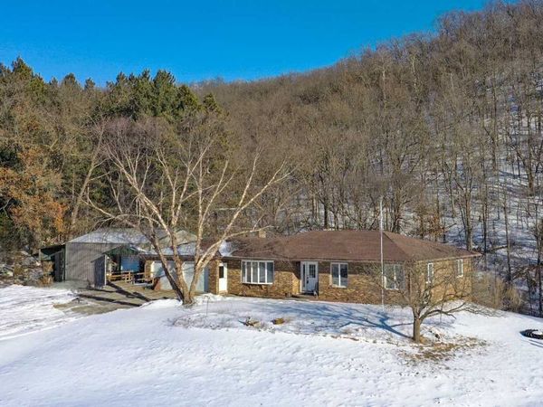 28890 County 25 S, Peterson, MN 55962