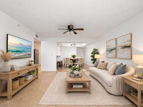 900 Scotia Drive, Unit 102, Hypoluxo, FL 33462