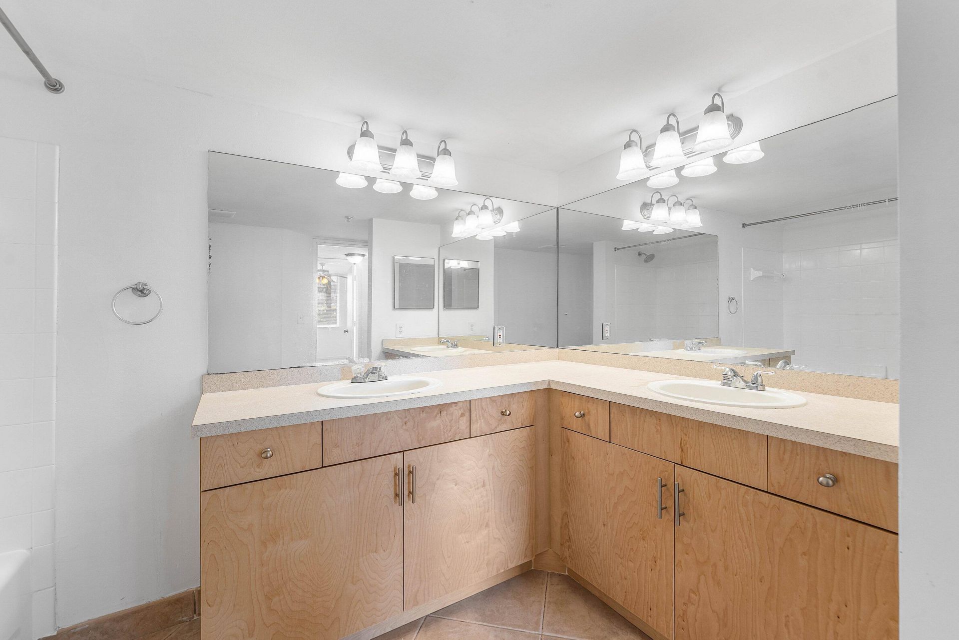 900 Scotia Drive, Unit 102, Hypoluxo, FL 33462 Photo