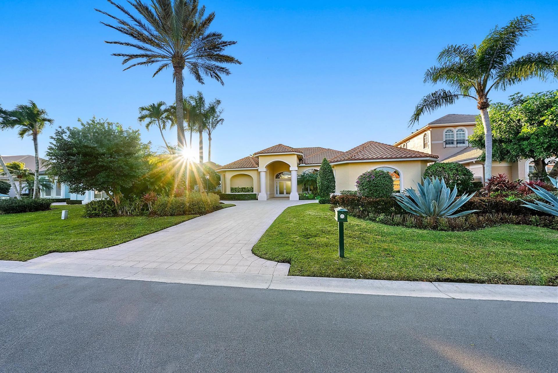 52 Cayman Place, Palm Beach Gardens, FL 33418 Photo