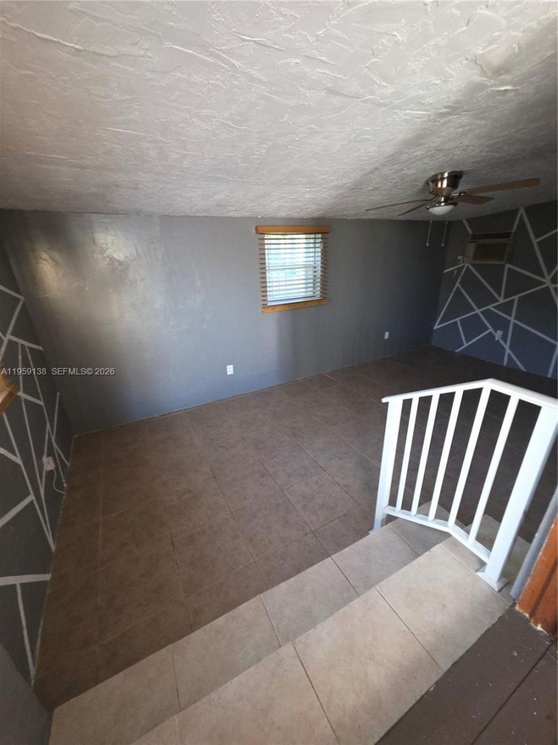 2401 NW 56th St, Miami, FL 33142 Photo