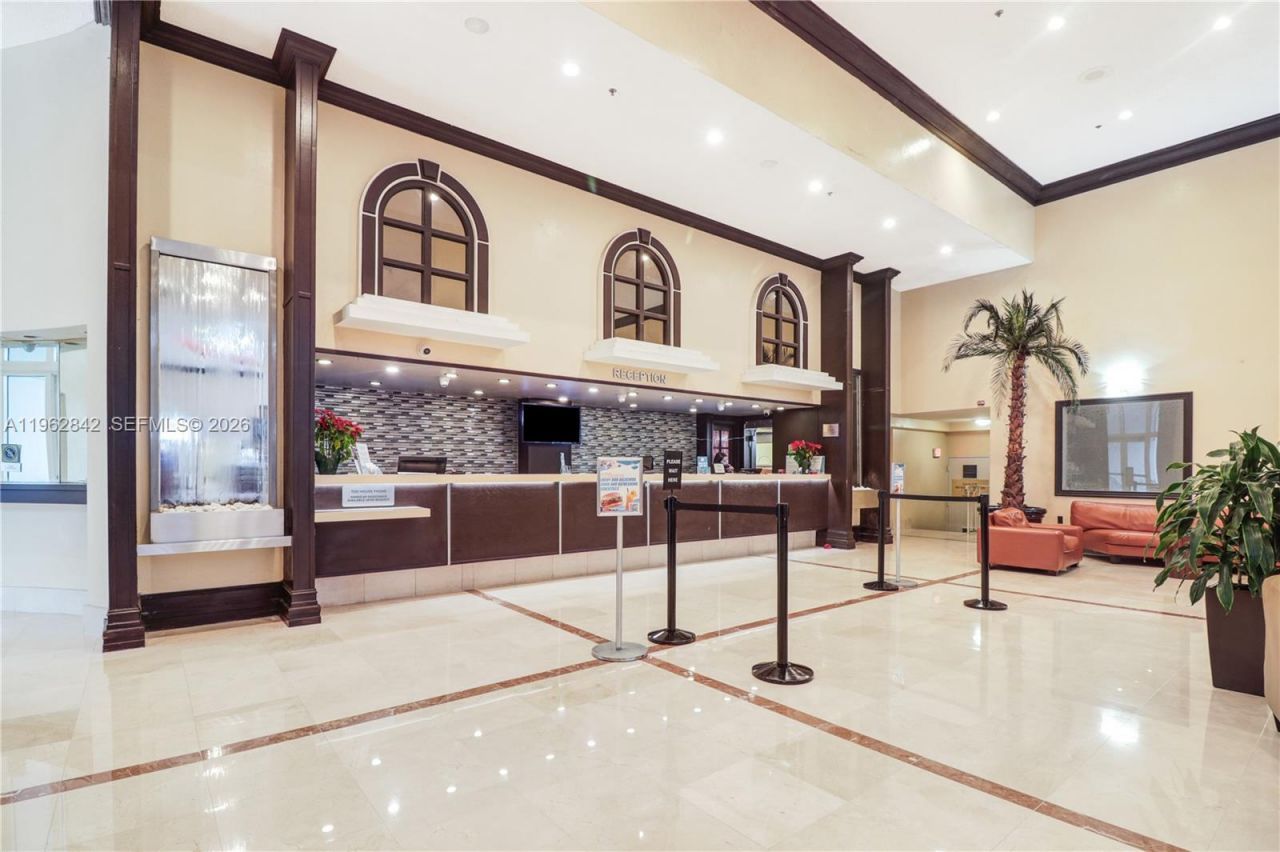 19201 Collins Ave , Unit 439, Sunny Isles Beach, FL 33160 Photo