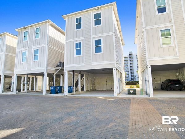 951 W Lagoon Avenue, Unit VV, Gulf Shores, AL 36542