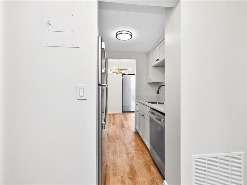 1124 Eagle Feather Circle, Unit 161, West Carrollton, OH 45449 Photo 15