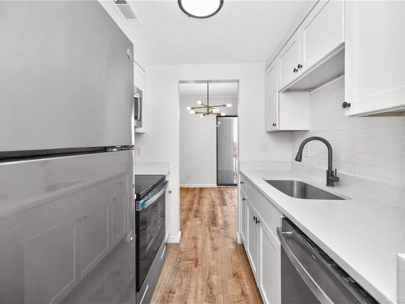 1124 Eagle Feather Circle, Unit 161, West Carrollton, OH 45449 Photo 17