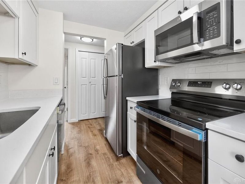 1124 Eagle Feather Circle, Unit 161, West Carrollton, OH 45449 Photo 18