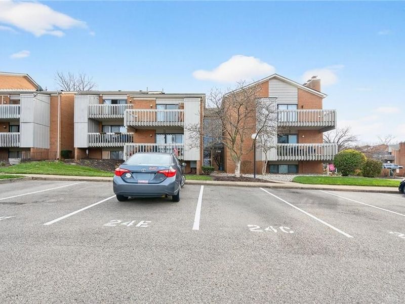 1124 Eagle Feather Circle, Unit 161, West Carrollton, OH 45449 Photo 3