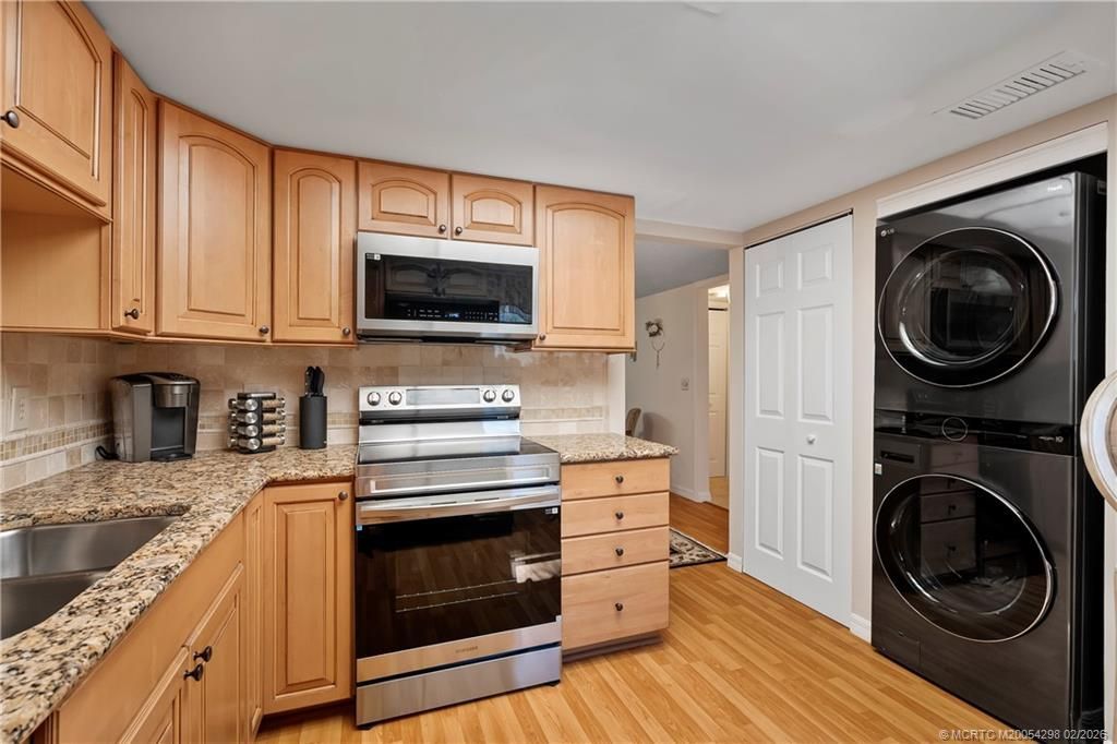 6001 SE Landing Way, Unit 4, Stuart, FL 34997 Photo