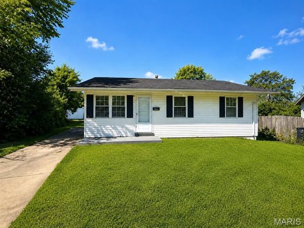6005 Shillington Drive, Berkeley, MO 63134
